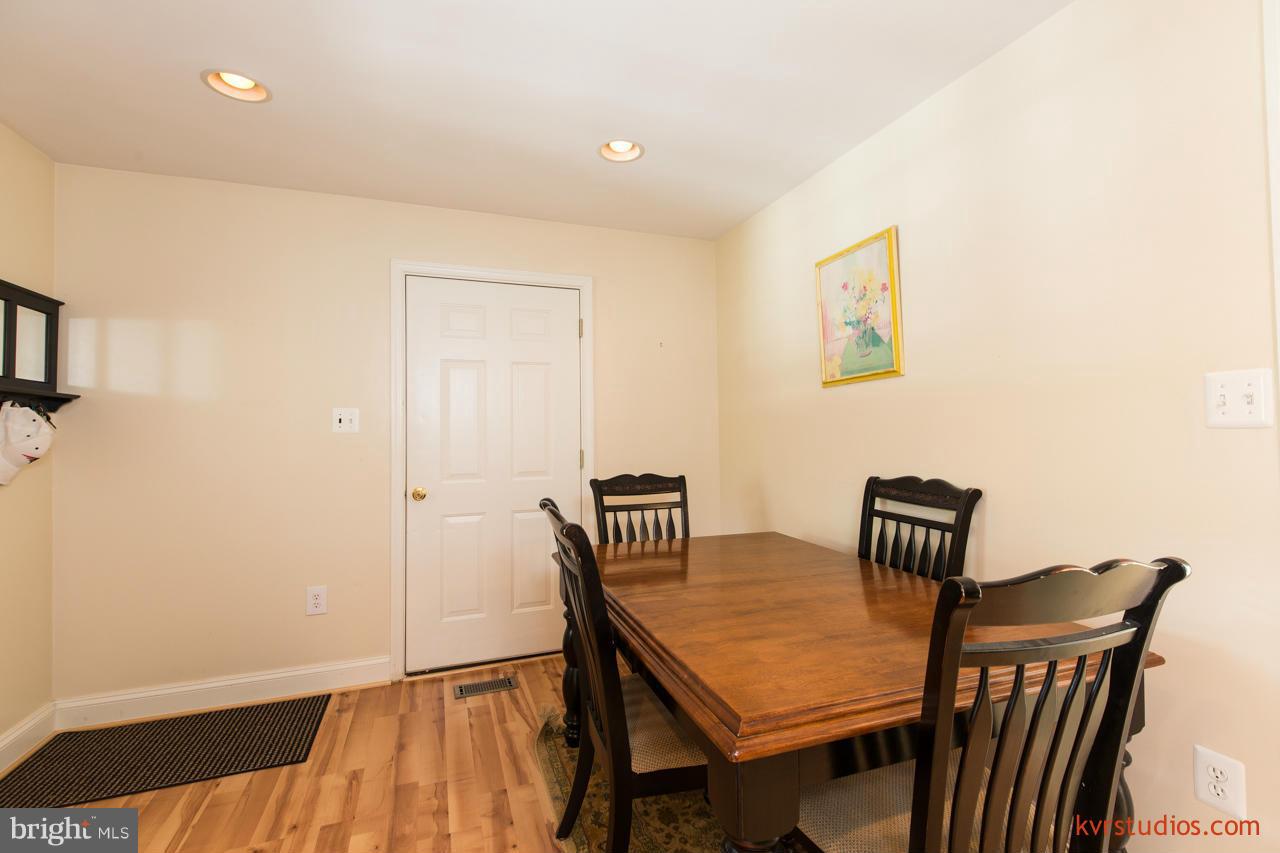 301 Williamsburg Road Sterling, VA 20164 - Photo 12 of 30 Dining Room