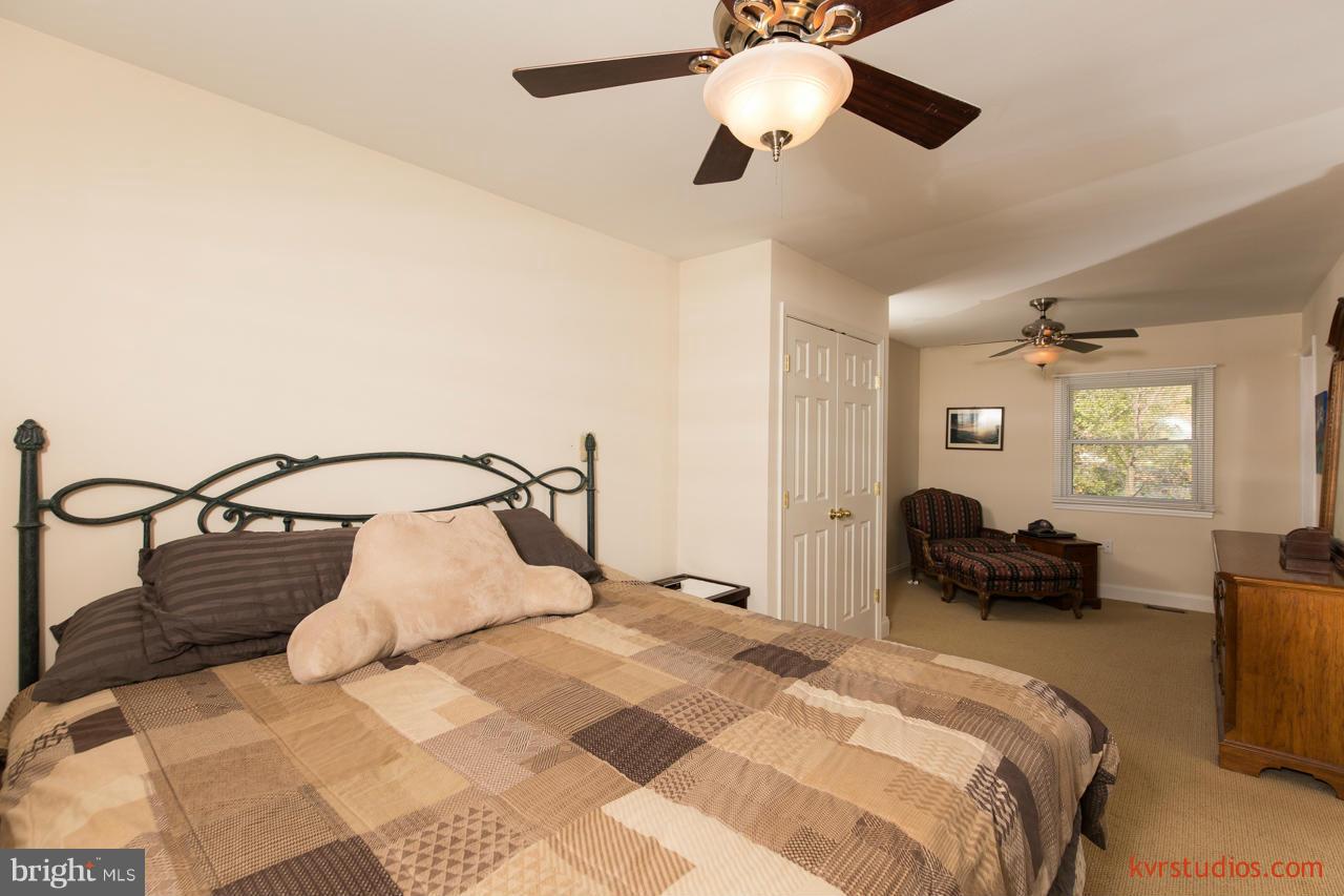 301 Williamsburg Road Sterling, VA 20164 - Photo 15 of 30 Bedroom (Master)