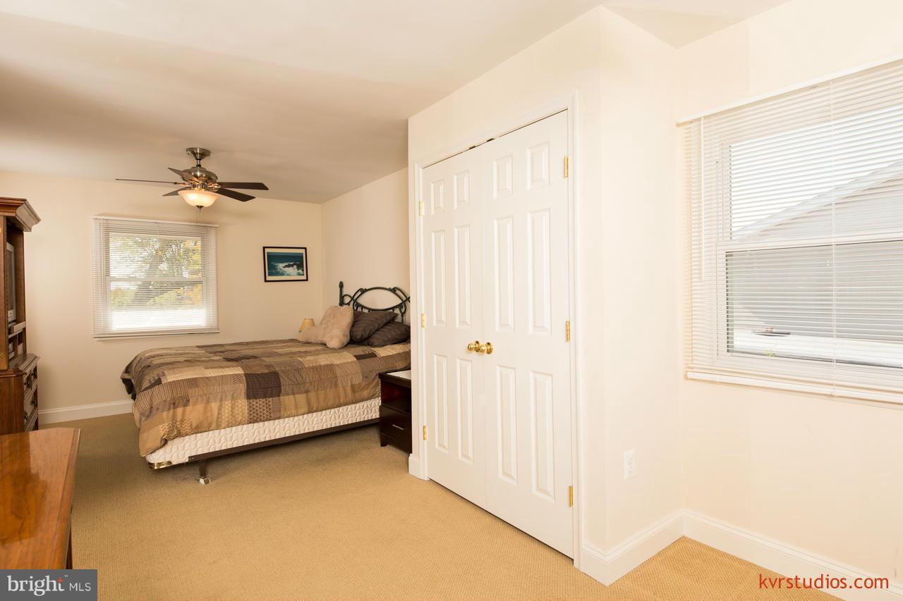 301 Williamsburg Road Sterling, VA 20164 - Photo 16 of 30 Bedroom (Master)