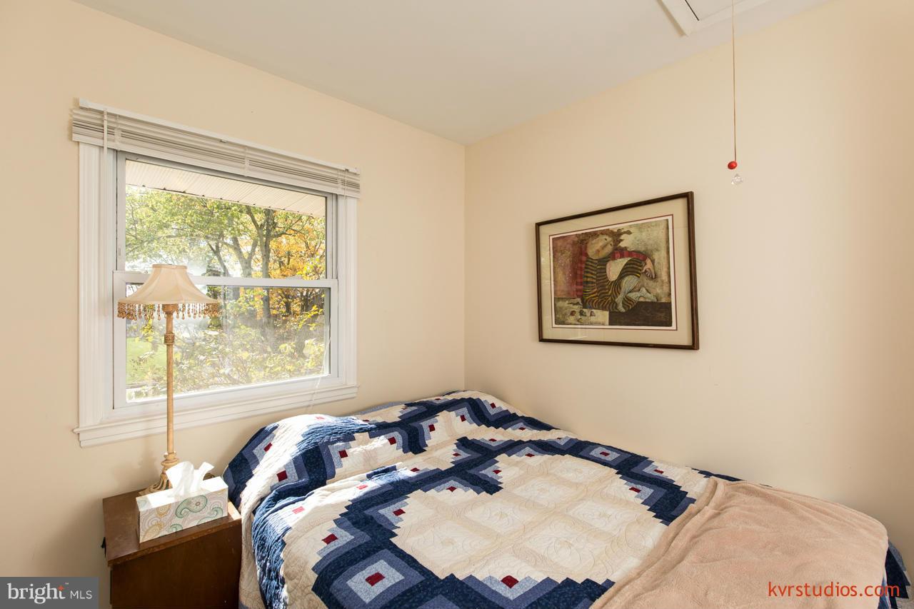 301 Williamsburg Road Sterling, VA 20164 - Photo 19 of 30 Bedroom