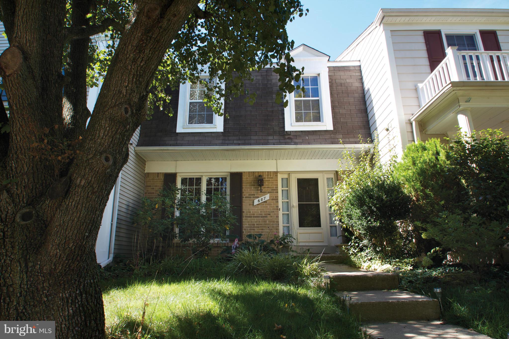 607 Concerto Lane Silver Spring, MD 20901 - Photo 1 of 19 Exterior (Front)