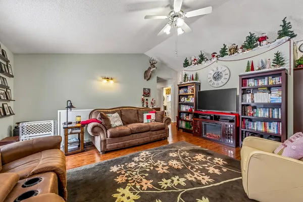 $499,000 | 4895 West Birch Lane, Pentwater, MI 49449