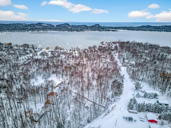 $499,000 | 4895 West Birch Lane, Pentwater, MI 49449