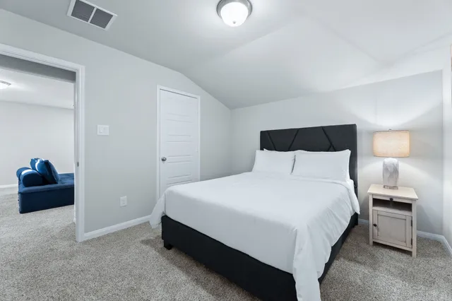 $4,500 | 1906 Texas Live Oak Court, Conroe, TX 77304