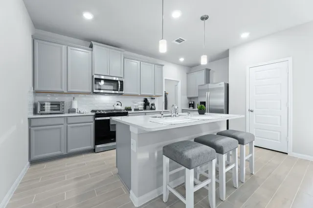 $4,500 | 1906 Texas Live Oak Court, Conroe, TX 77304