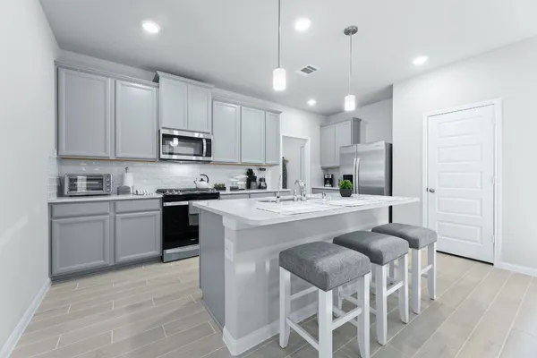 $4,500 | 1906 Texas Live Oak Court, Conroe, TX 77304