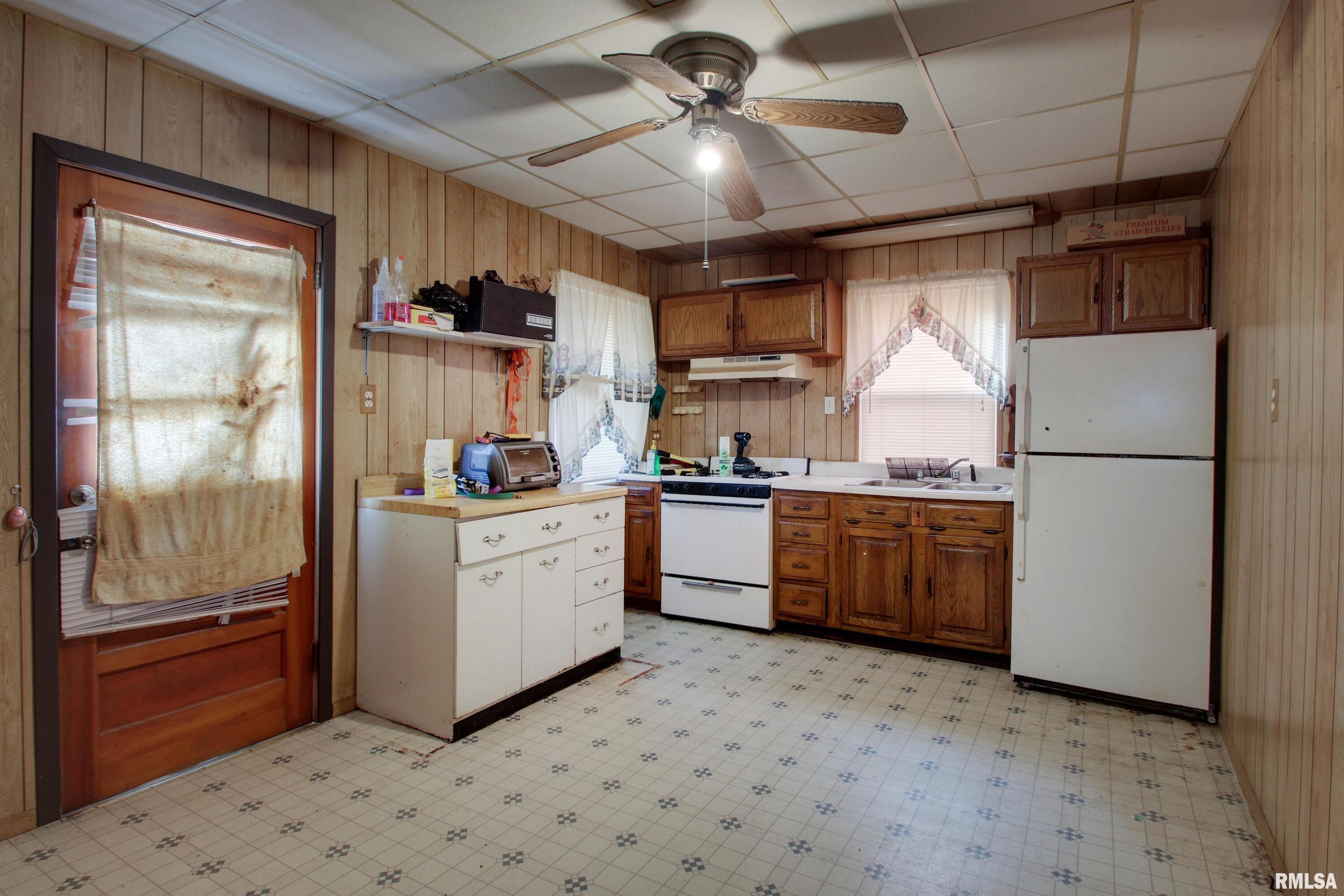 304 Chestnut Street Quincy, IL 62301 - Photo 3 of 20