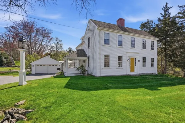 $1,299,000 | 215 Prospect Street, Hingham, MA 02043