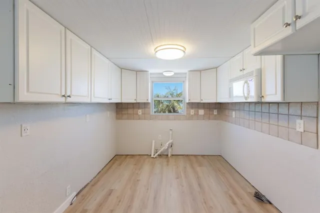 $349,000 | 2601 Gulf Drive North, Unit B24, Bradenton Beach, FL 34217