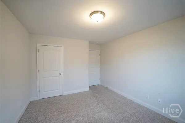 $2,400 | 363 Coconut Drive, Bloomingdale, GA 31302