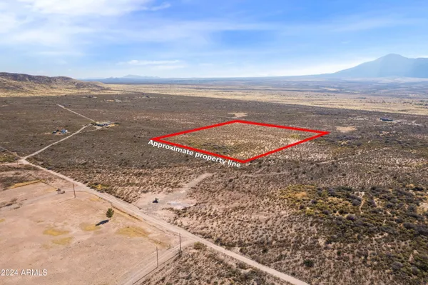 $44,750 | 7.1-acres West Oldsmobile Drive, Bisbee, AZ 85603