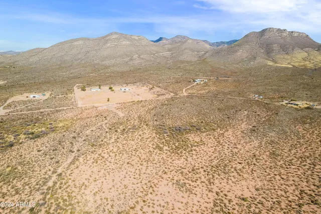 $44,750 | 7.1-acres West Oldsmobile Drive, Bisbee, AZ 85603