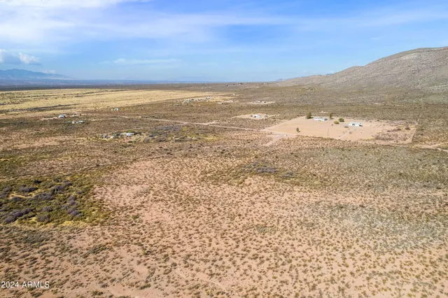$44,750 | 7.1-acres West Oldsmobile Drive, Bisbee, AZ 85603