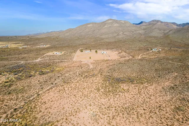 $44,750 | 7.1-acres West Oldsmobile Drive, Bisbee, AZ 85603