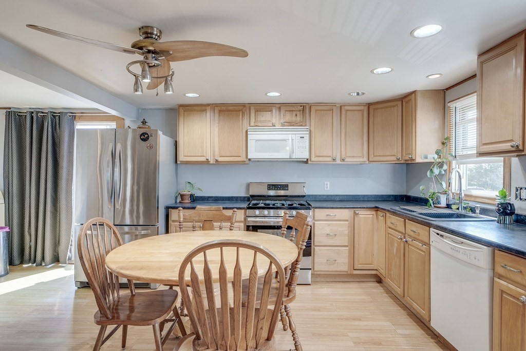 34-36 Old Point Road Newbury, MA 01951 - Photo 8 of 35 Gallery Image 8