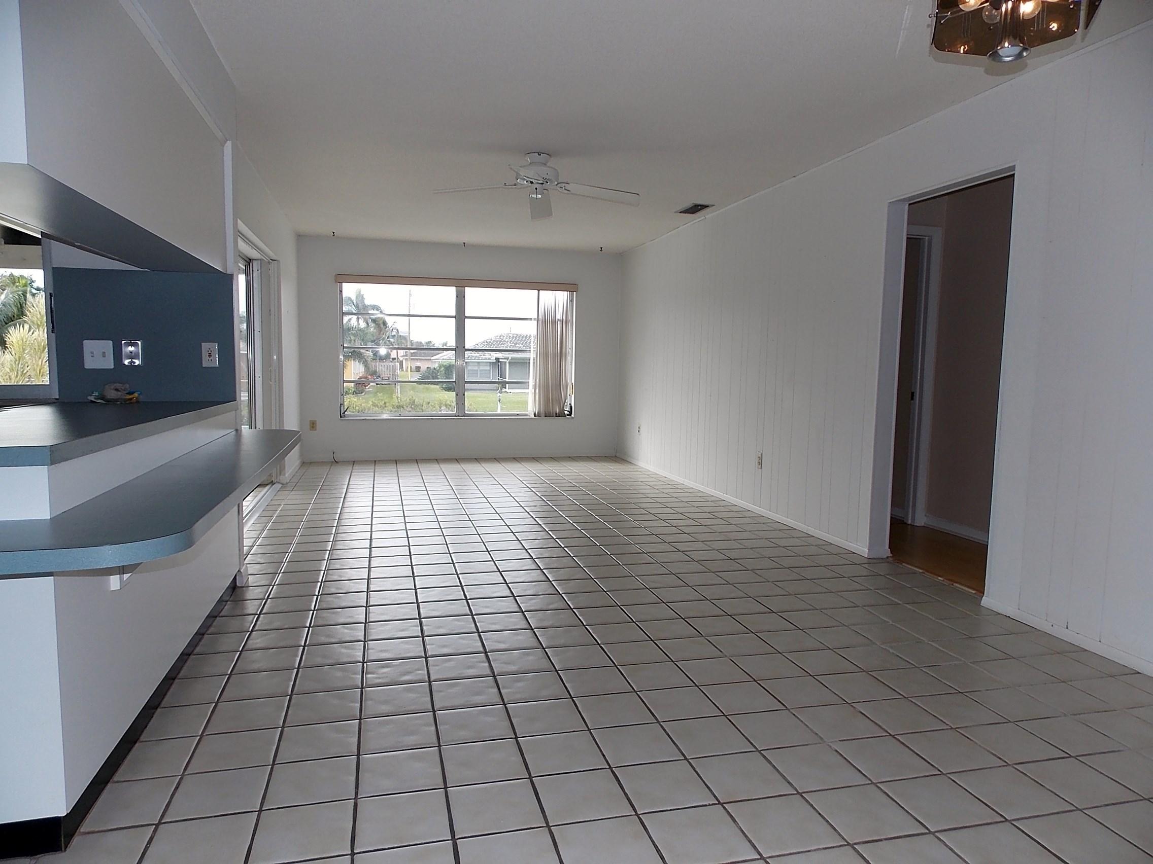 1812 Ascott Road Juno Beach, FL 33408 - Photo 3 of 15 DSCN1128