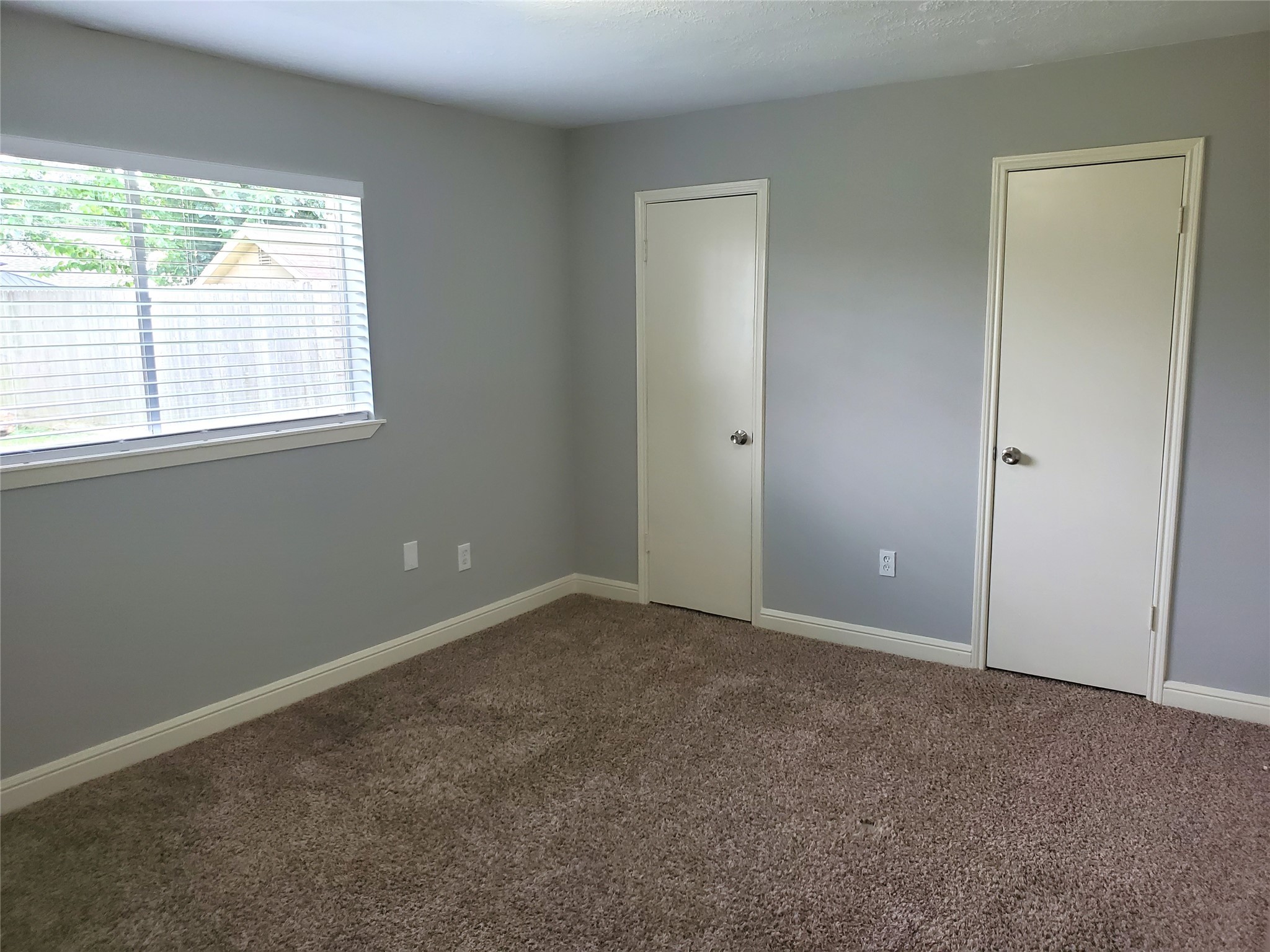 4507 Seneca Street Pasadena, TX 77504 - Photo 16 of 23 an empty room with a window