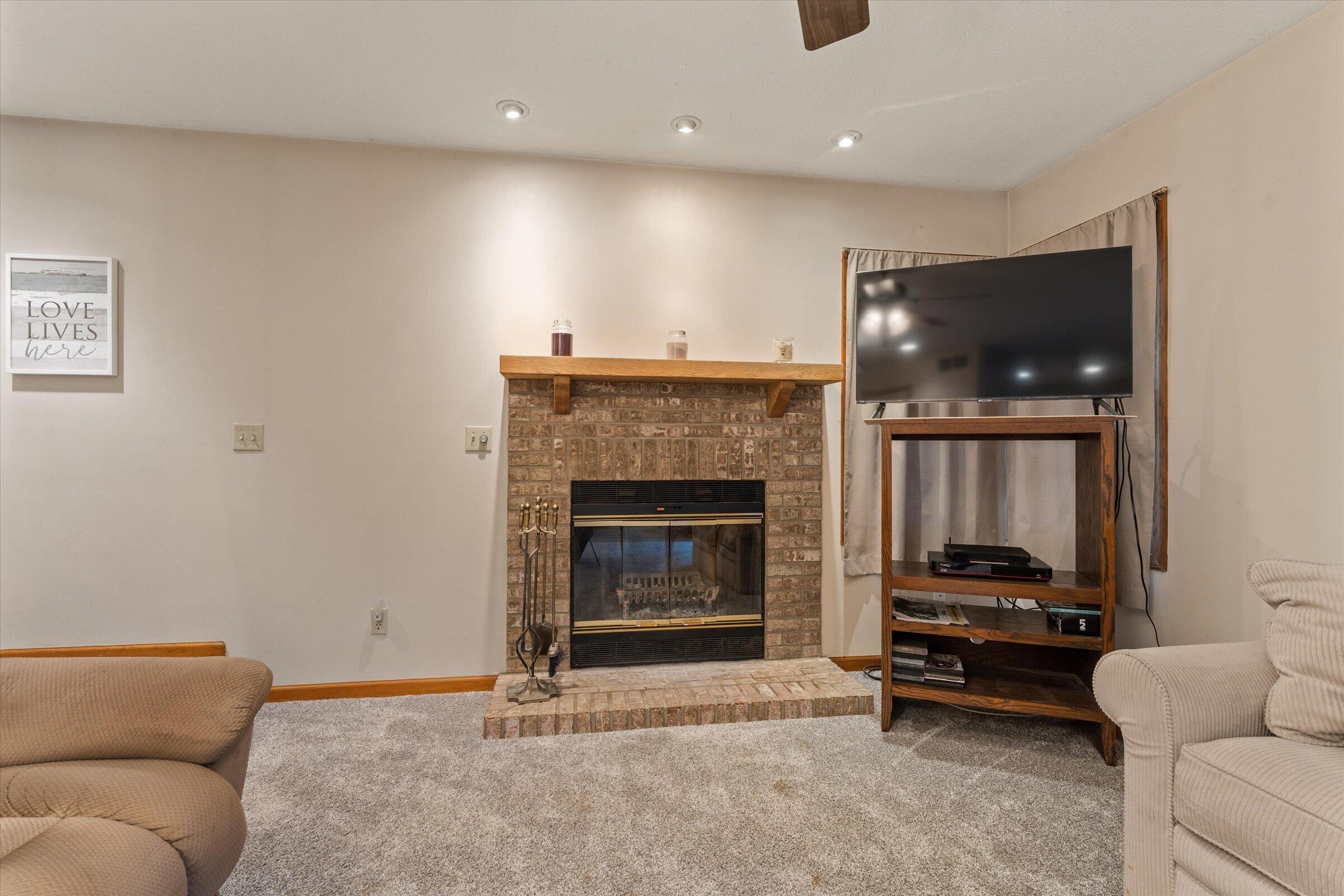 12550 Garr Road Buchanan, MI 49107 - Photo 11 of 57 09-DSC01808