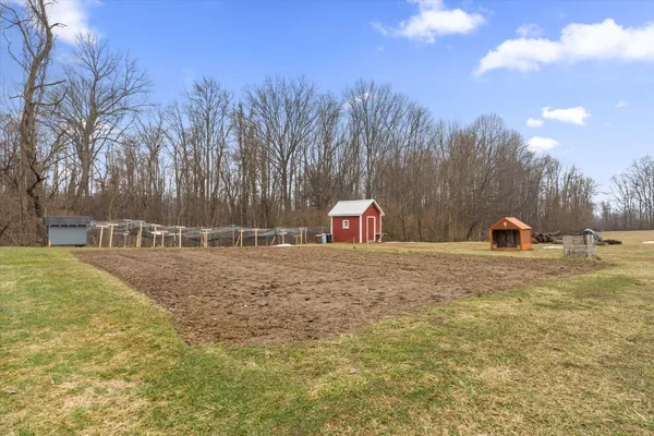 $435,500 | 12550 Garr Road, Buchanan, MI 49107