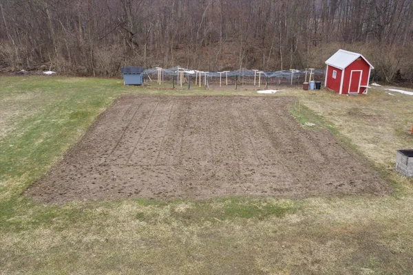 $435,500 | 12550 Garr Road, Buchanan, MI 49107