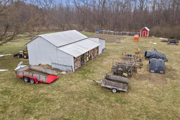 $435,500 | 12550 Garr Road, Buchanan, MI 49107