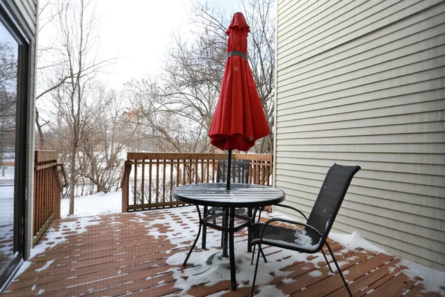 $2,975 | 966 North Auburn Woods Drive, Palatine, IL 60067