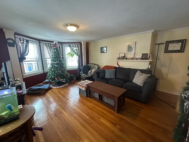 $2,400 | 66 Summer Street, Unit 2, Natick, MA 01760