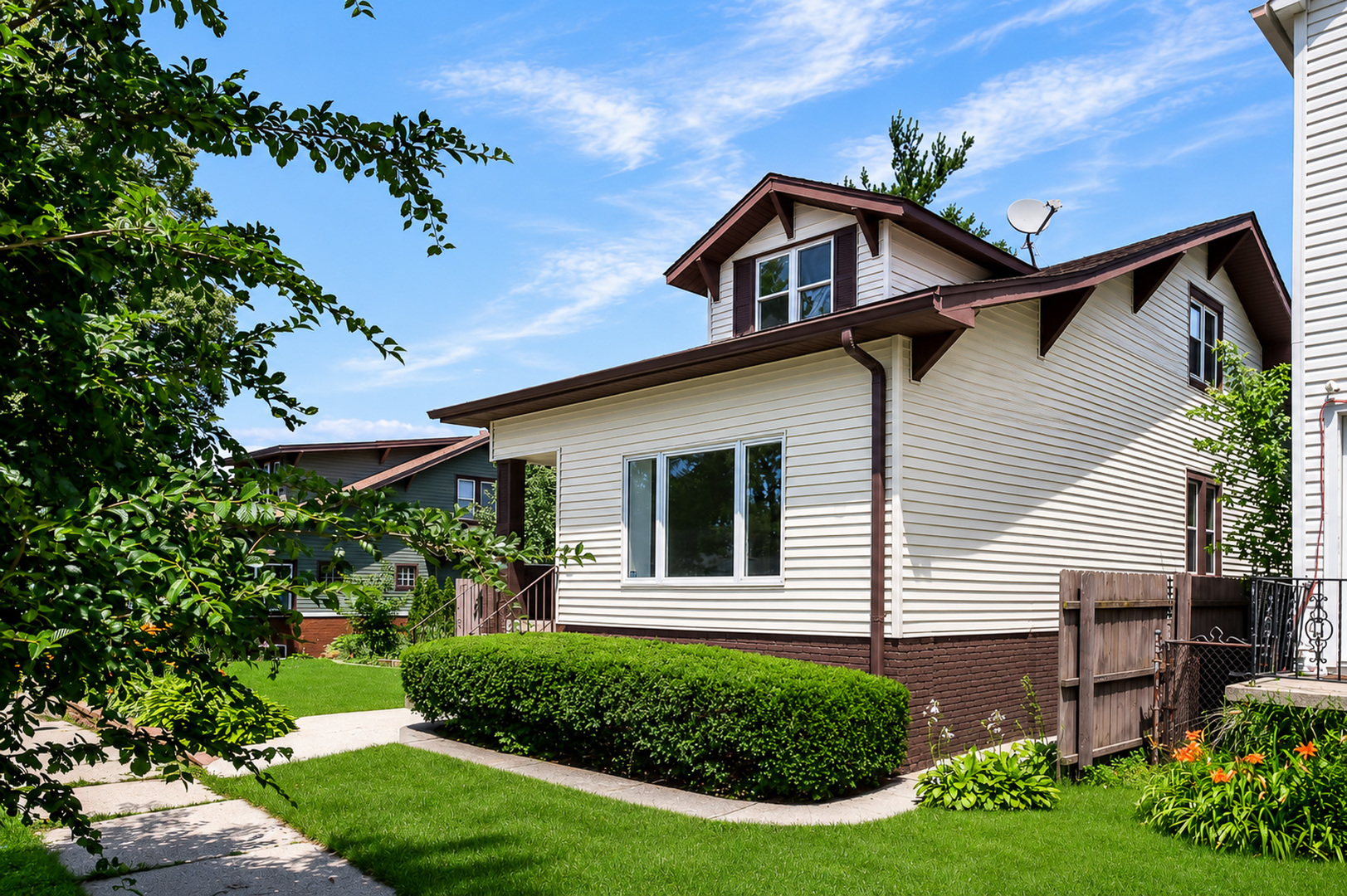 5441 South 74th Avenue Summit, IL 60501 - Photo 3 of 61