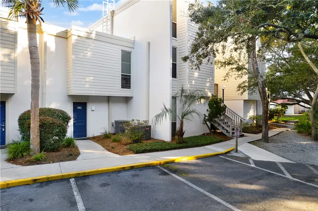 $389,000 | 1175 North Beachview Drive North, Unit 382, Jekyll Island, GA 31527