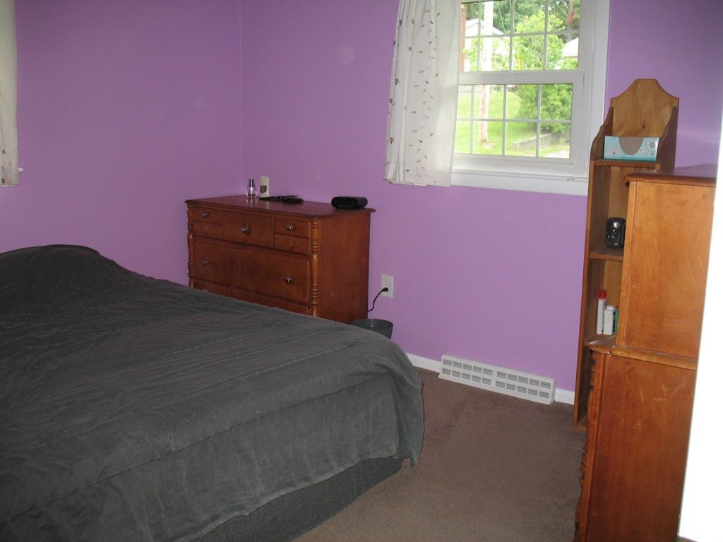 202 Davis Road Dracut, MA 01826 - Photo 14 of 26 Gallery Image 14