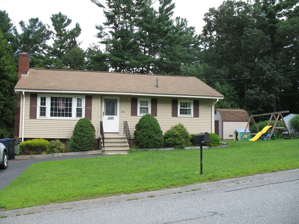 202 Davis Road Dracut, MA 01826 - Photo 2 of 26 Gallery Image 2