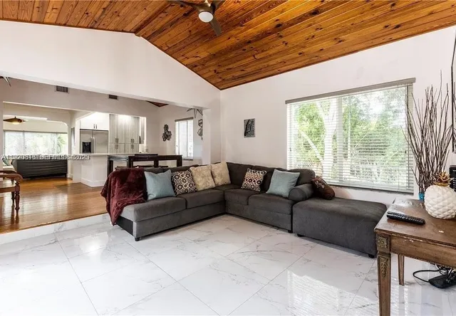 $7,000 | 753 Northeast 81st Street, Miami, FL 33138