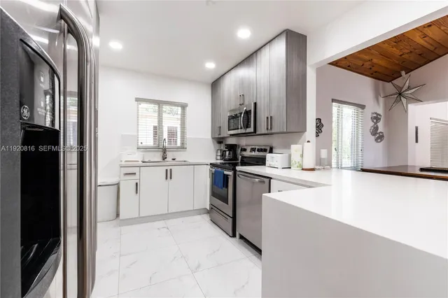 $7,000 | 753 Northeast 81st Street, Miami, FL 33138