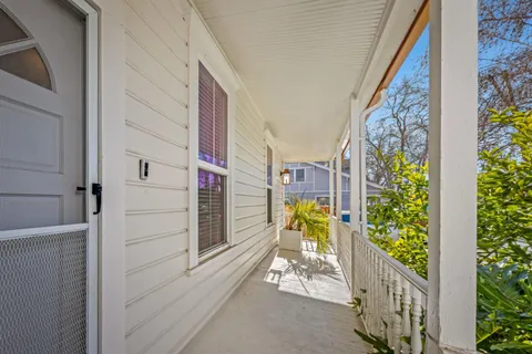 a view of entryway door