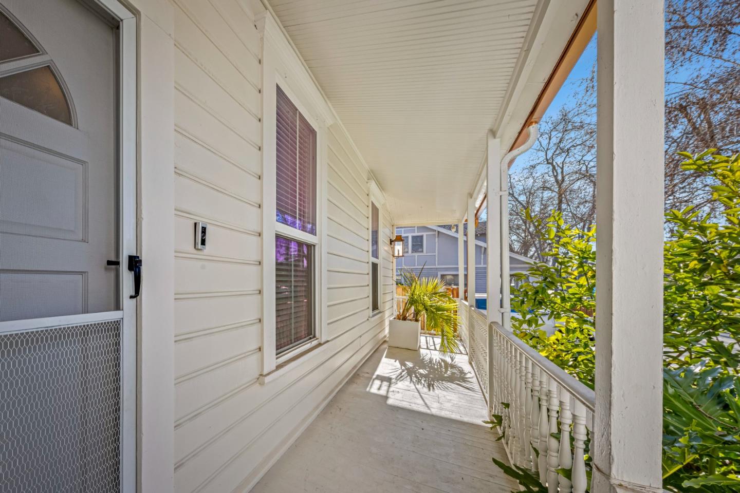 194 4th Street Gilroy, CA 95020 - Photo 7 of 20 a view of entryway door
