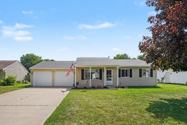 $299,914 | 383 Courtney Street, Galesburg, MI 49053
