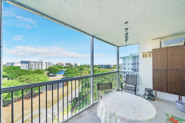 $299,000 | 2940 North Course Drive, Unit 811, Pompano Beach, FL 33069
