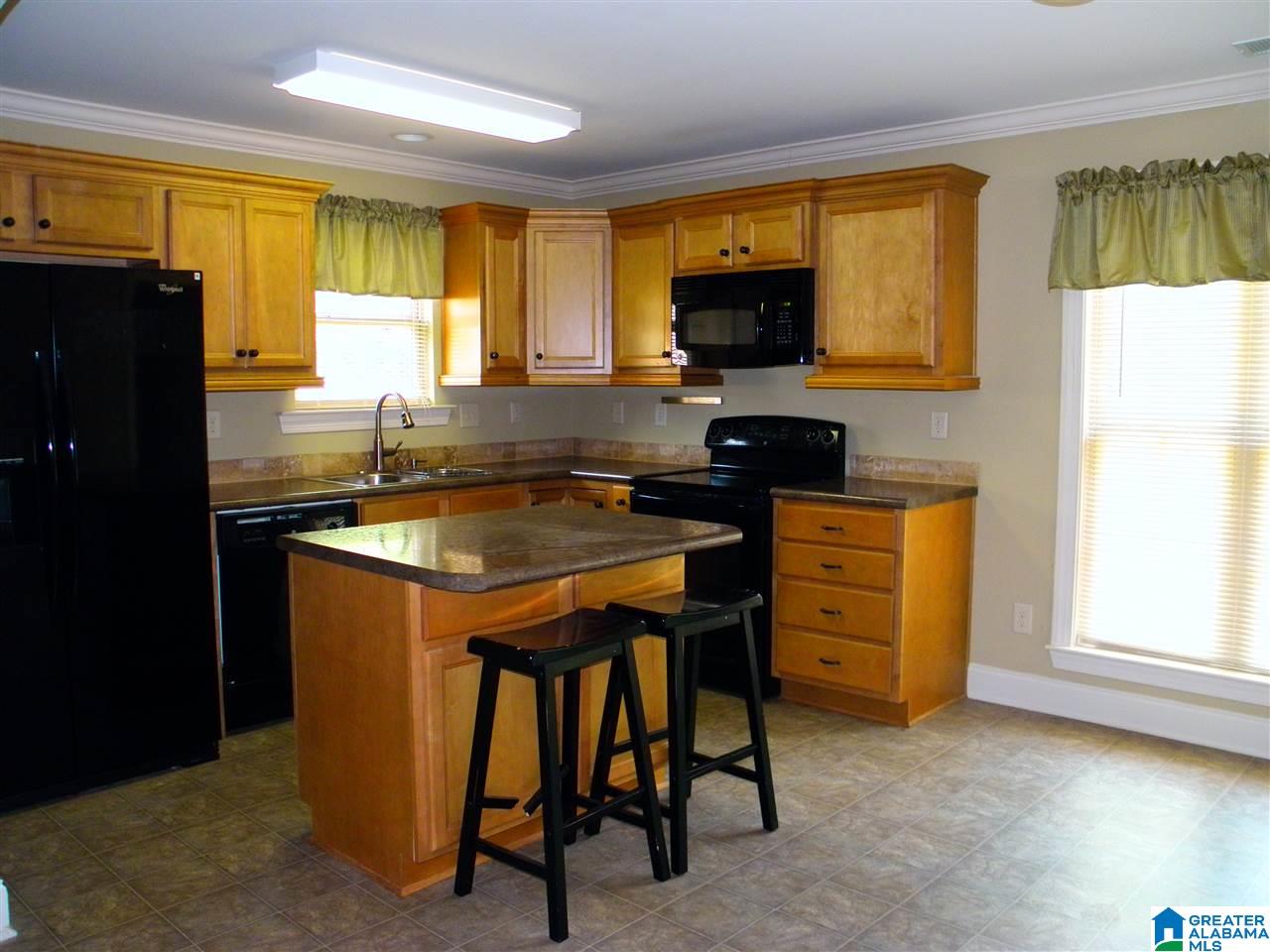 104 Falling Waters Lane Alabaster, AL 35114 - Photo 8 of 26