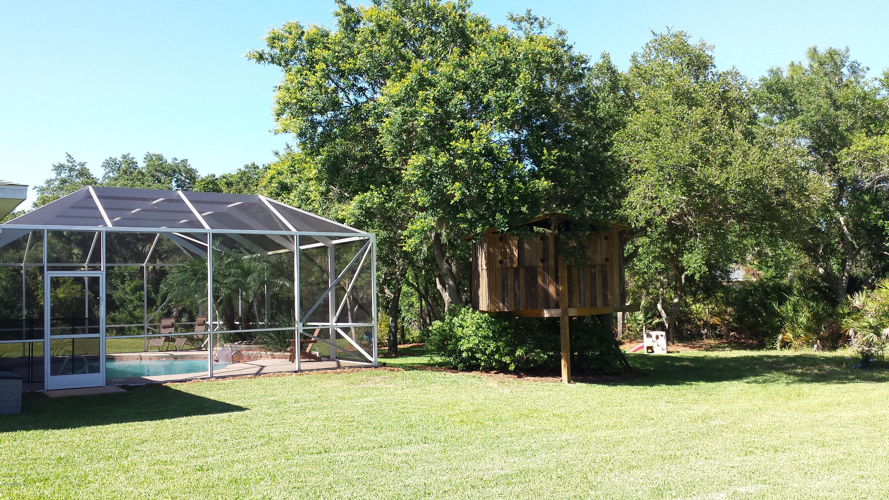 4243 Turtle Mound Road Melbourne, FL 32934 - Photo 22 of 25 Side Yard