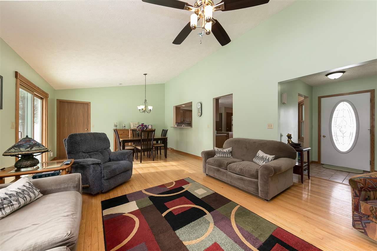1086 Smith Road Traverse City, MI 49696 - Photo 6 of 43 1857552-5.JPG