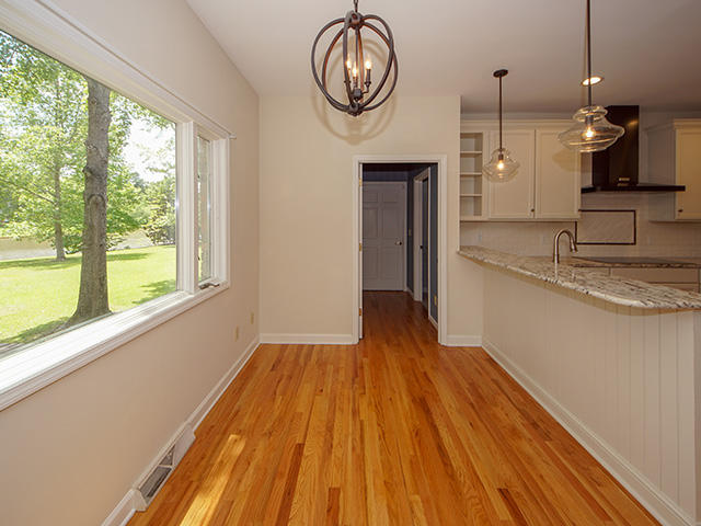 158 Old Winter Road Summerville, SC 29486 - Photo 12 of 47 Eat-in Kitchen