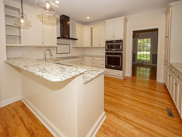 158 Old Winter Road Summerville, SC 29486 - Photo 13 of 47 Breakfast Bar