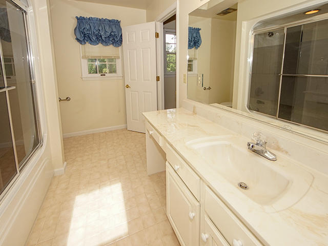 158 Old Winter Road Summerville, SC 29486 - Photo 30 of 47 Large Vanity