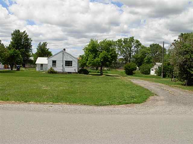 4311 North Adams Road Spokane Valley, WA 99216 - Photo 6 of 9