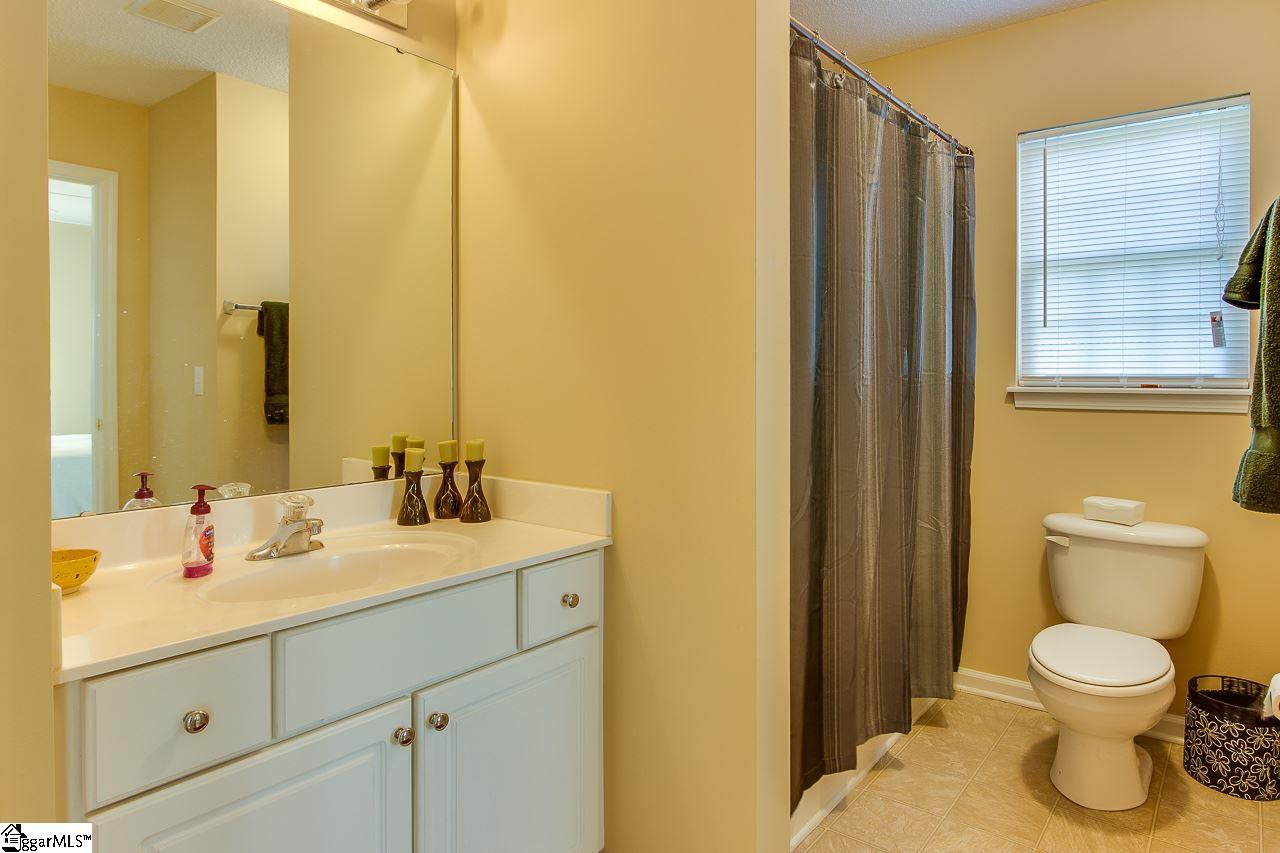 332 Springfield Circle Easley, SC 29642 - Photo 16 of 19 Gallery Image 16