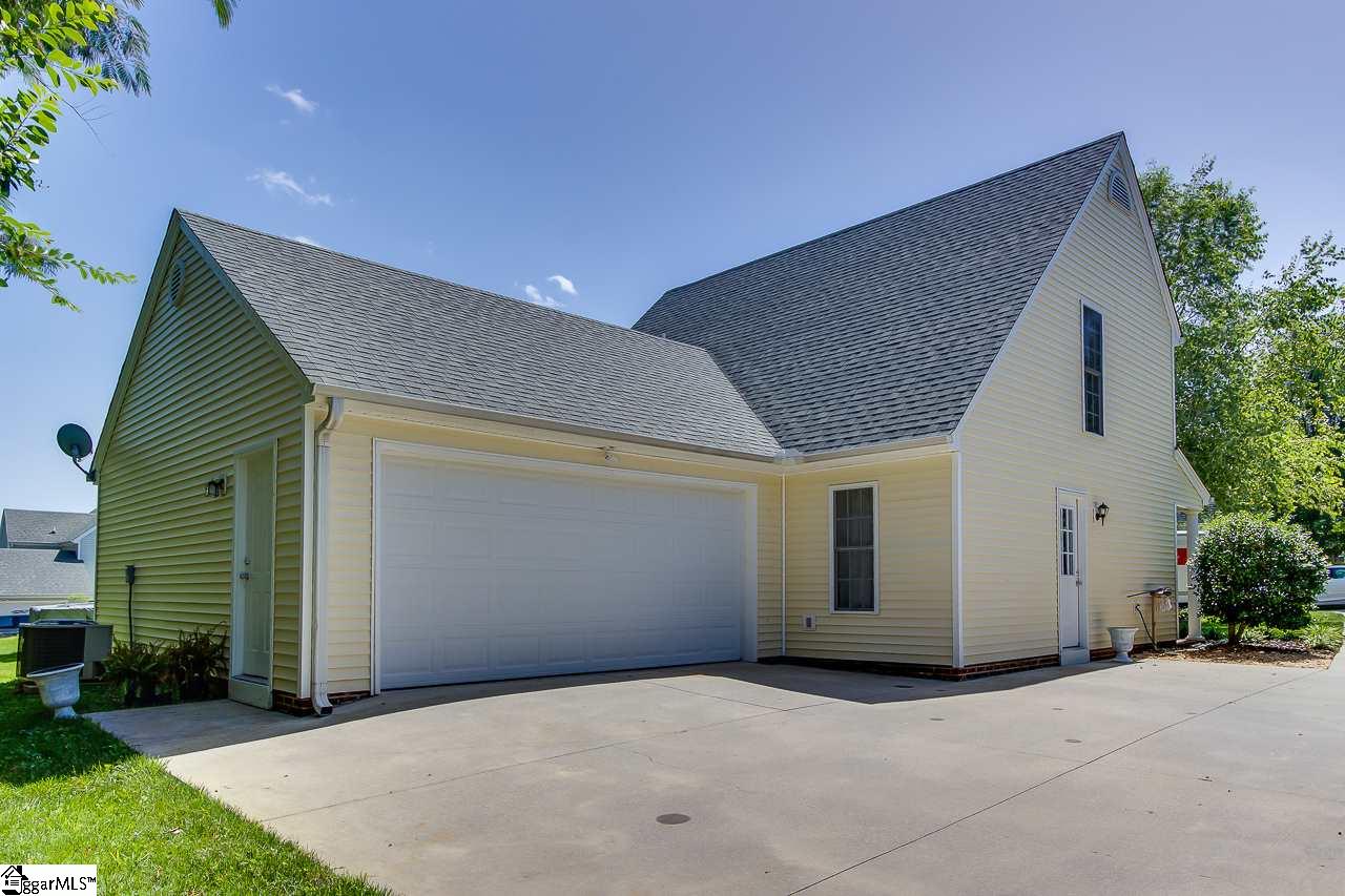 332 Springfield Circle Easley, SC 29642 - Photo 17 of 19 Gallery Image 17