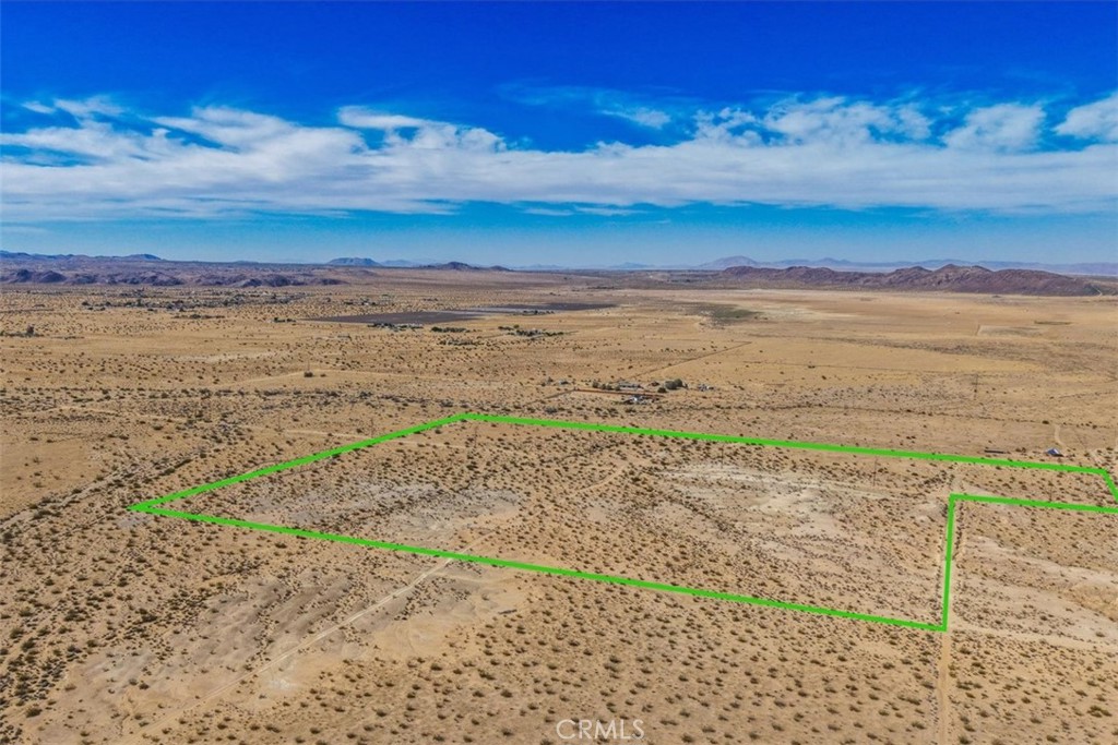 65944 Pipeline Road Twentynine Palms, CA 92277 - Photo 22 of 29 a view of beach and ocean