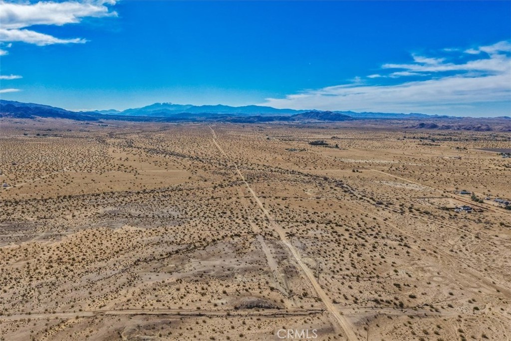 65944 Pipeline Road Twentynine Palms, CA 92277 - Photo 28 of 29 a view of beach and ocean