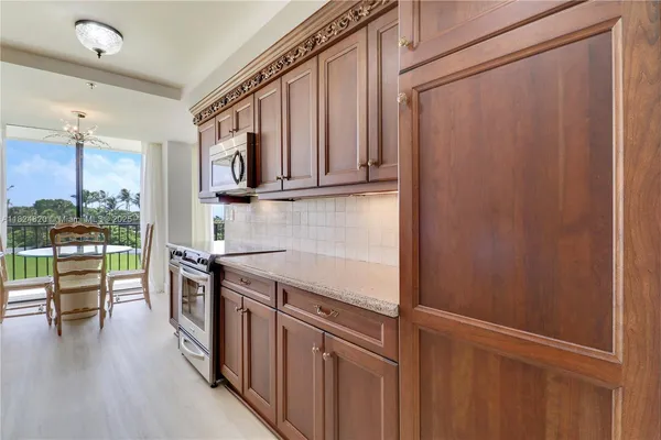 $795,000 | 1300 Florida A1A, Unit 311, Jupiter, FL 33477