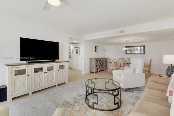 $795,000 | 1300 Florida A1A, Unit 311, Jupiter, FL 33477